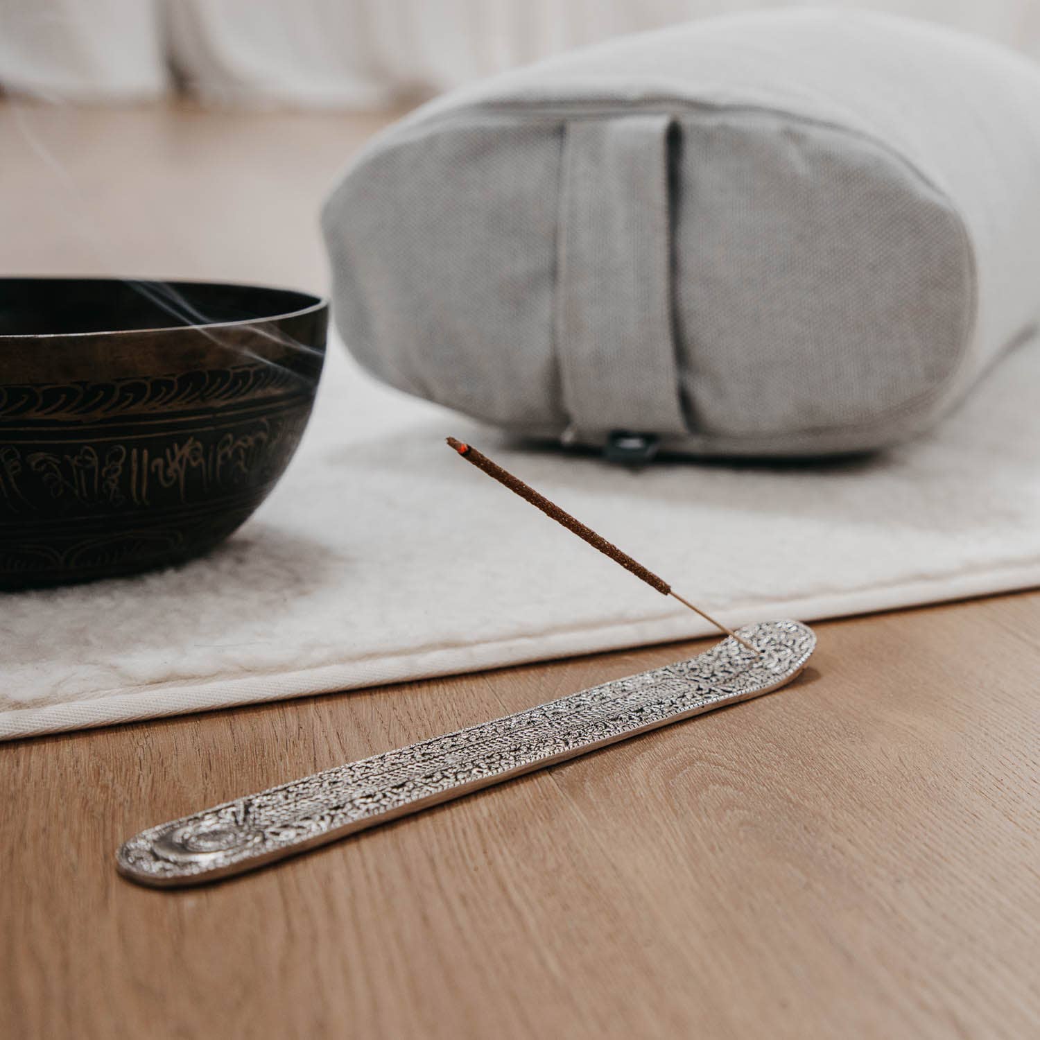 Wierookhouder aluminium Gondel filigraan design